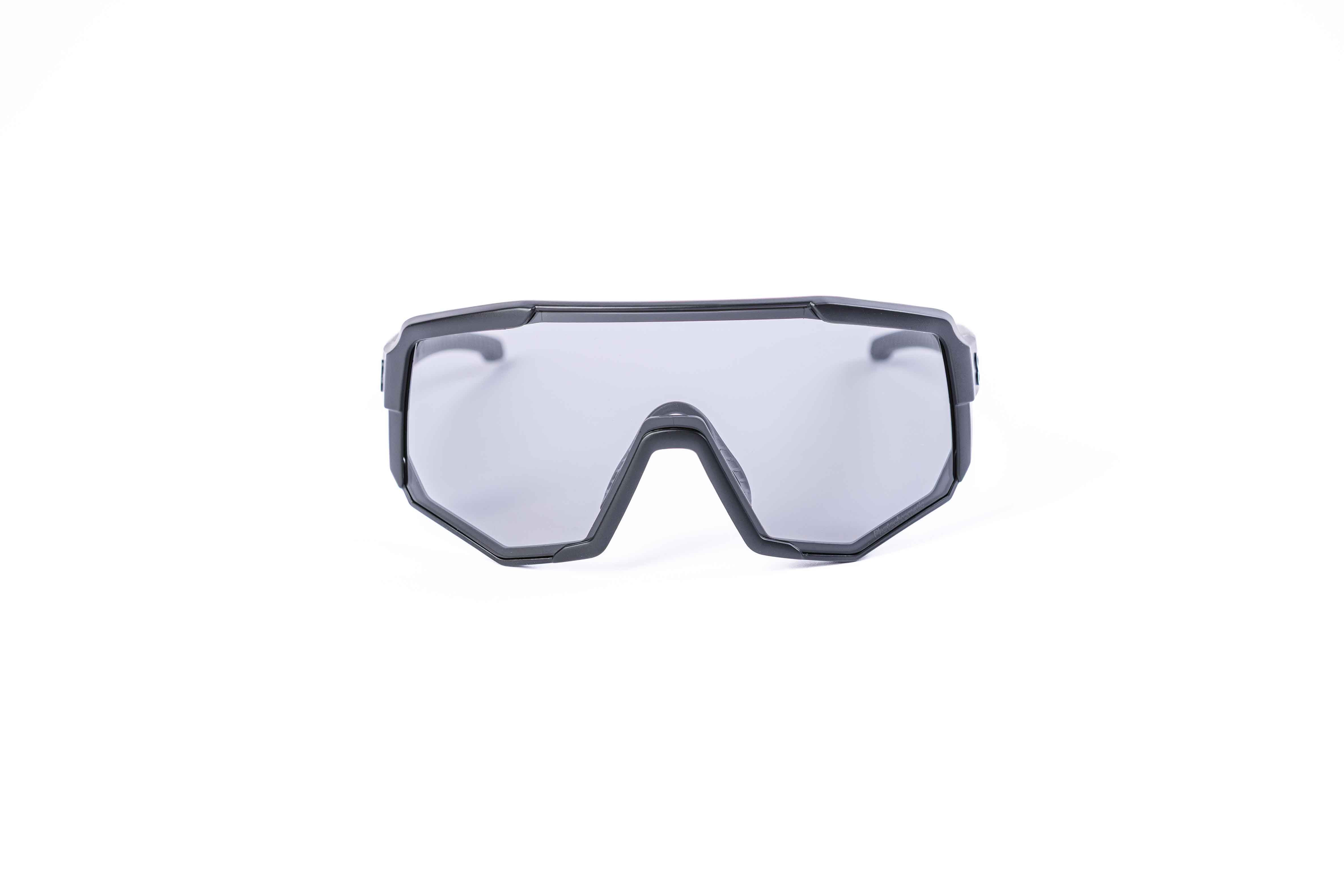 Nita 2 - Black