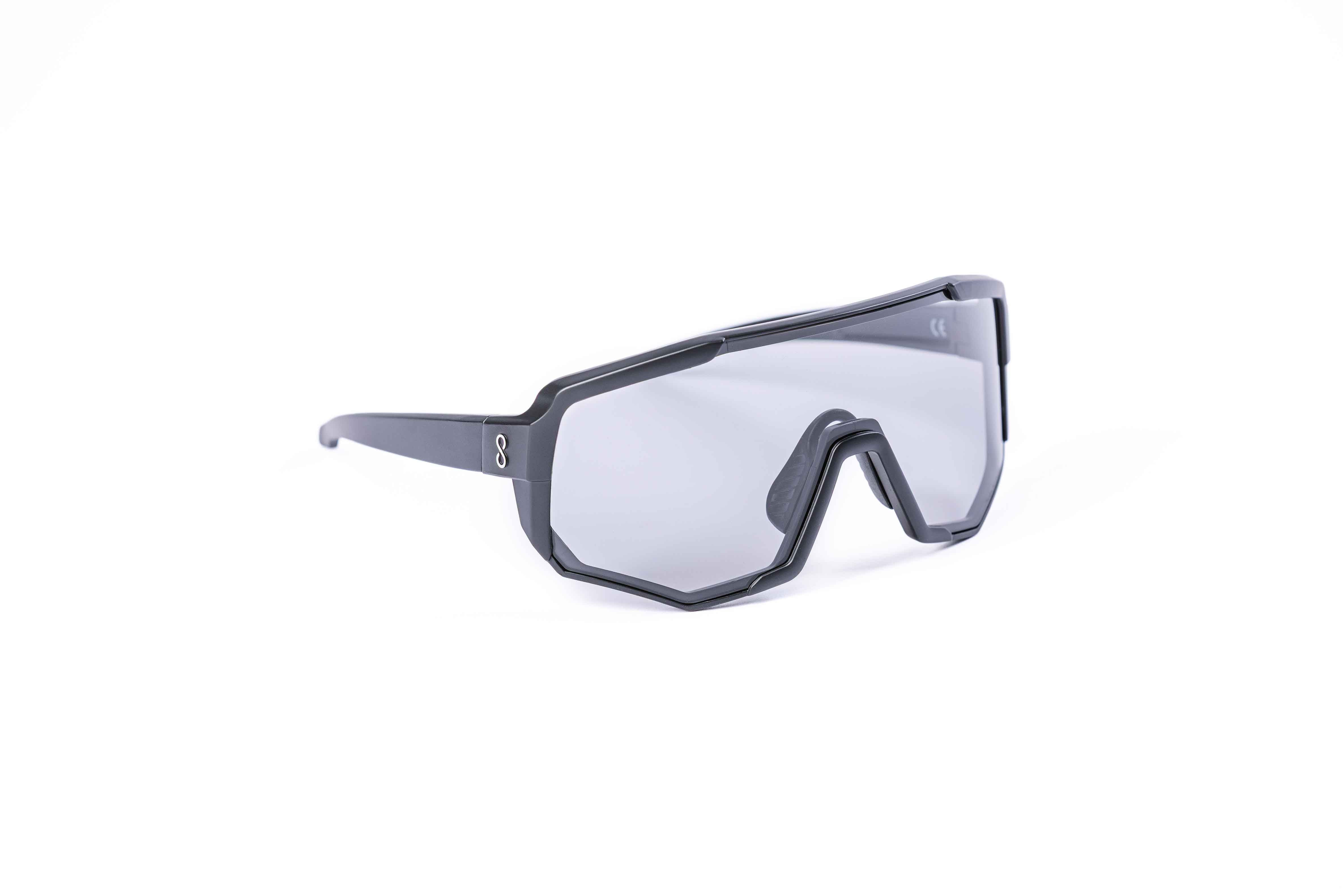 Nita 2 - Black
