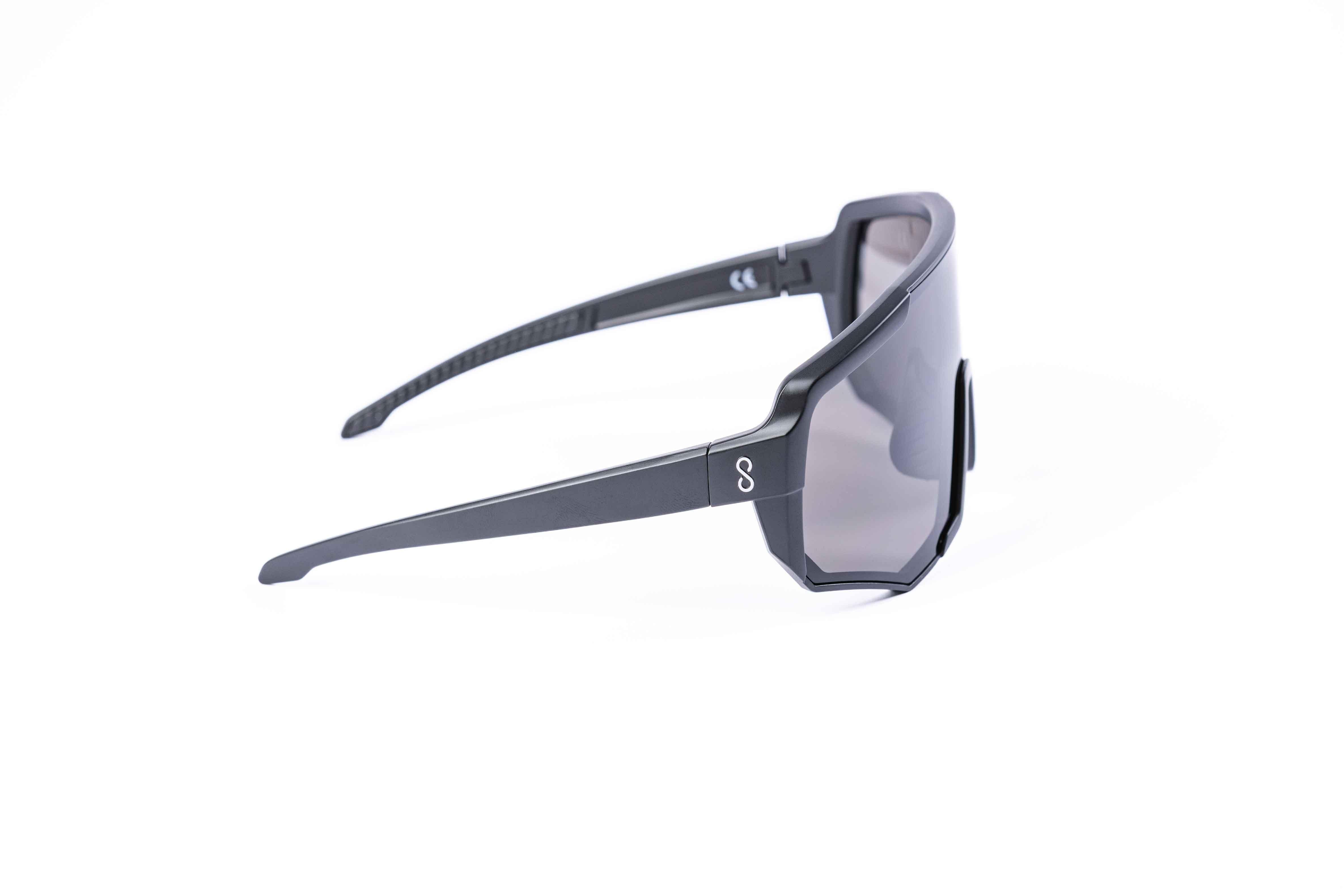 Nita XL - Black